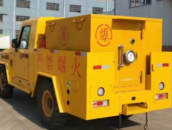 淮上凯龙爆破器材运输车：保障爆破任务的安全运行