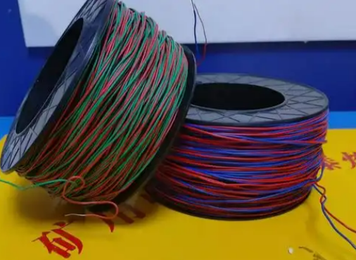 淮上放炮线的主要材质有哪些？不同材质的适用场景有何区别？
